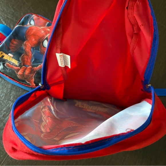 Marvel Spiderman Backpack Lunchbox and Tumbler 3 Pc set - Picture 12 of 15